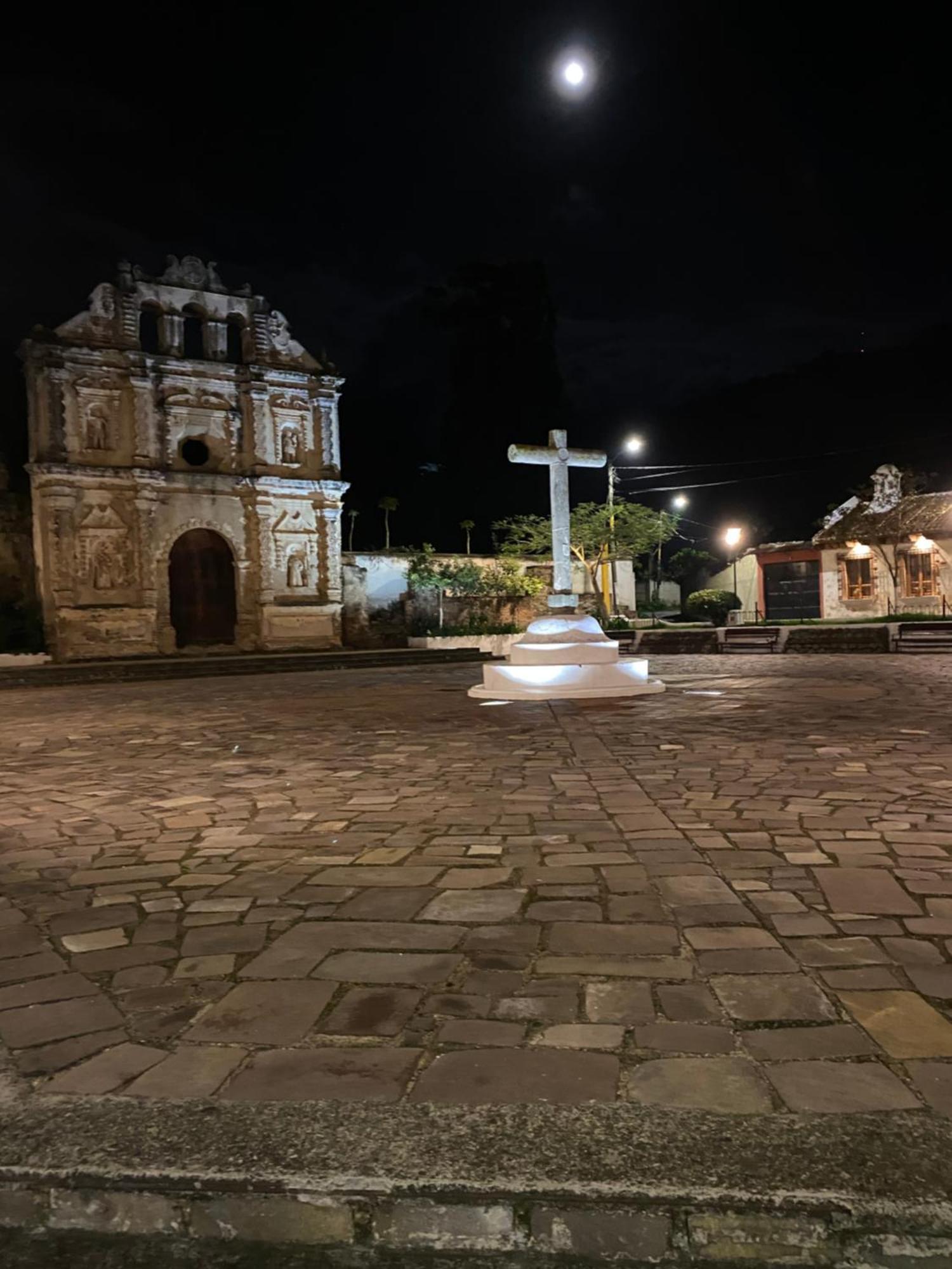 Casa Santiago De Los Caballeros Antigua ภายนอก รูปภาพ